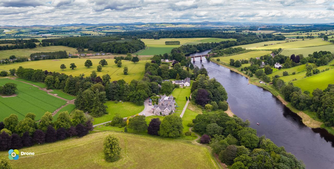 Ballathie House * Cargill